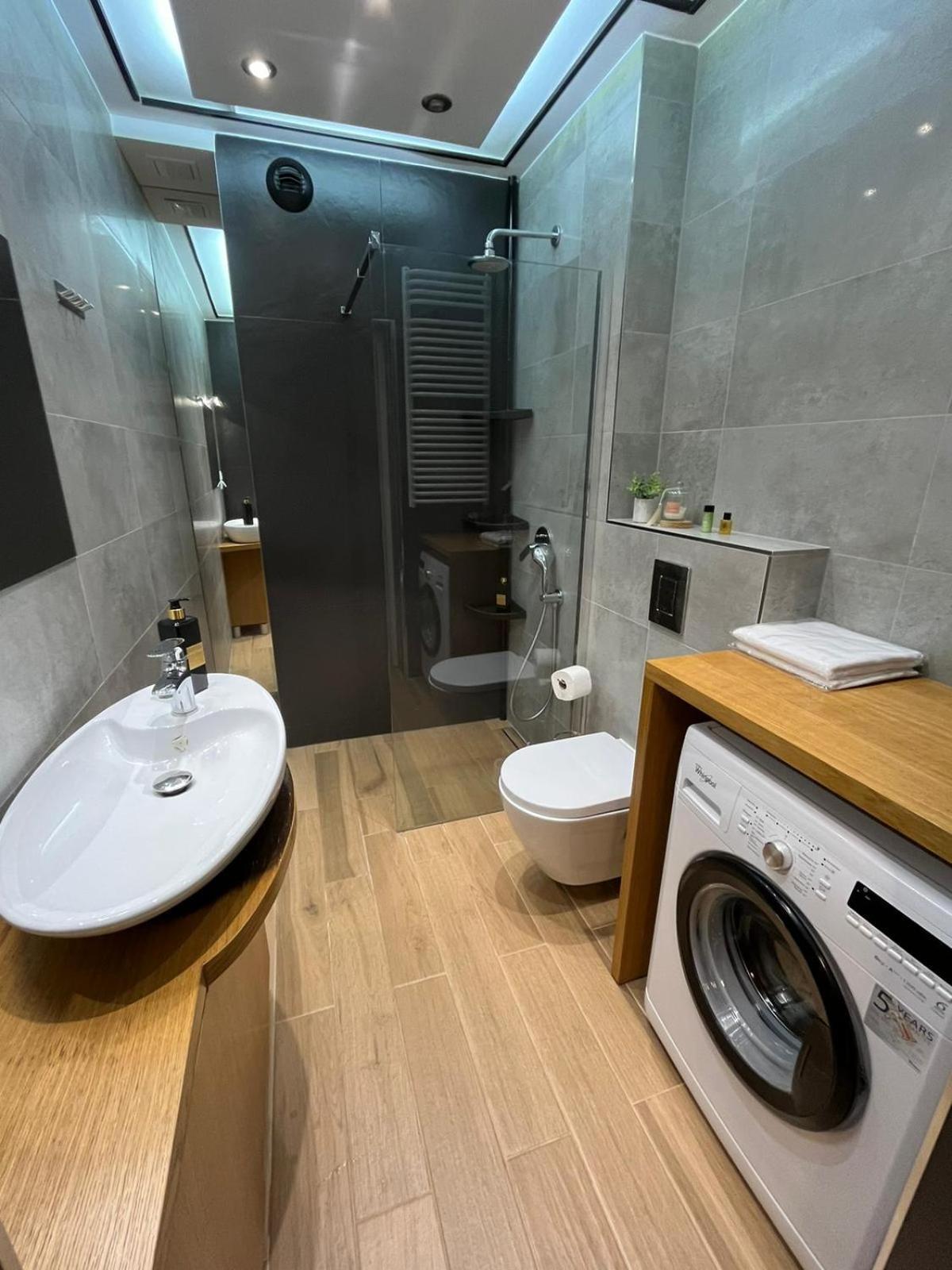Bianco Apartament Reduta Park Free Parking Cracóvia Exterior foto